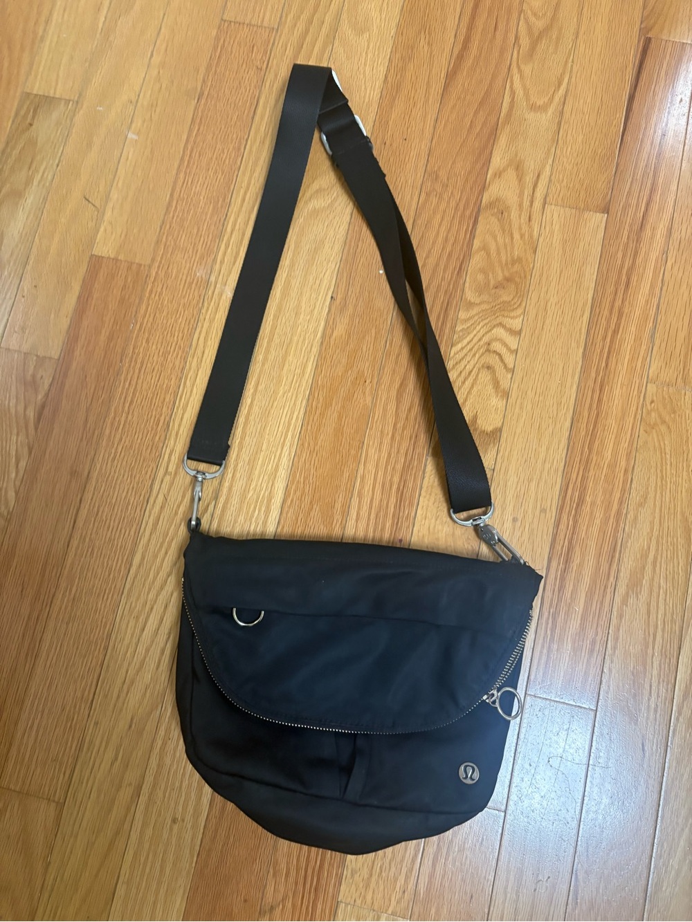 lululemon athletica Black Nylon Messenger Crossbody